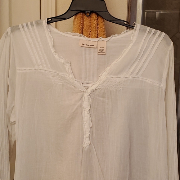 Top - Picture 2 of 7